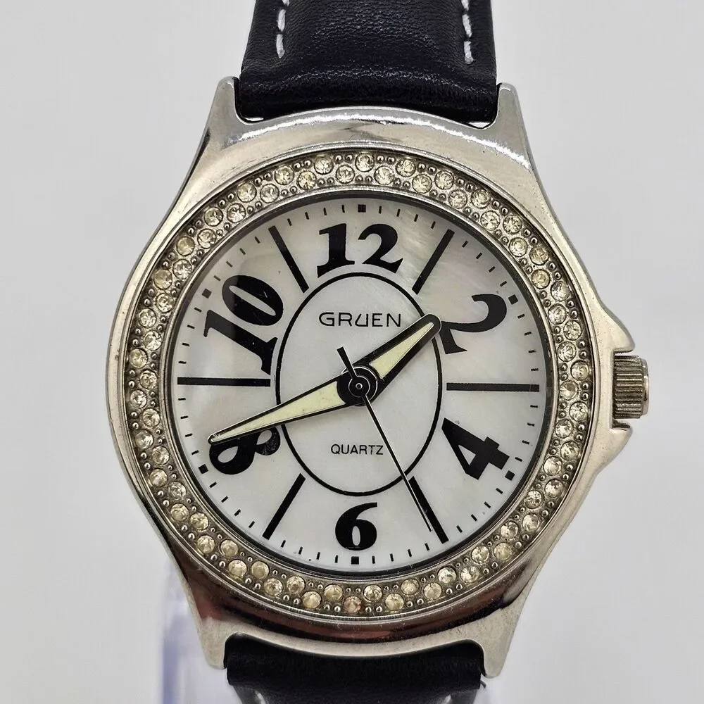Gruen Women's Watch 36MM White Dial New Black White Leather Bands New‎ Battery